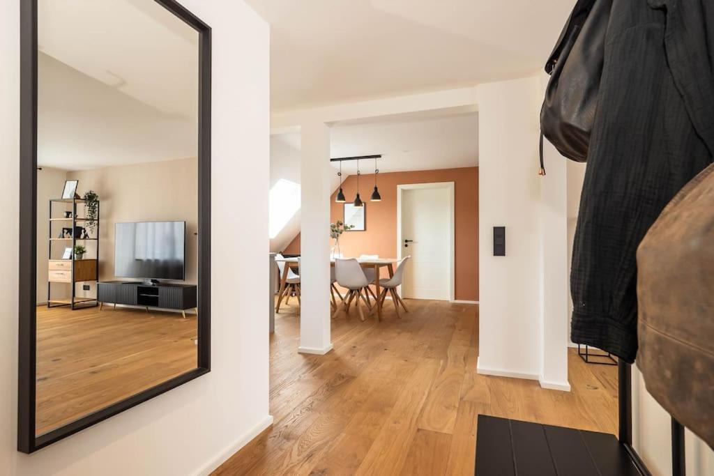 Luxury Apartment On The Rhein ビュージンゲン・アム・ホッホライン エクステリア 写真