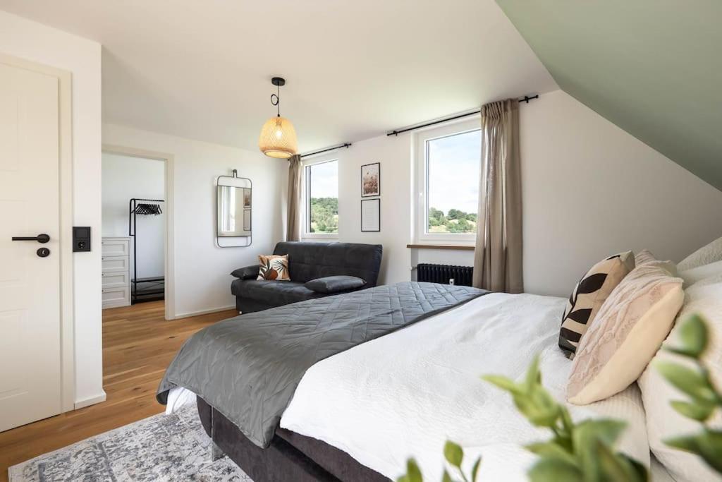 Luxury Apartment On The Rhein ビュージンゲン・アム・ホッホライン エクステリア 写真